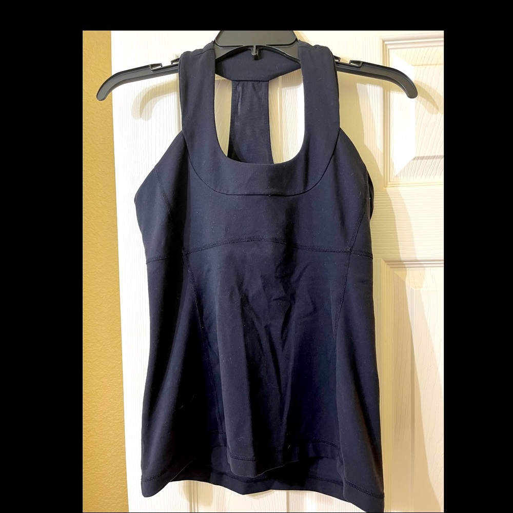 Lululemon Top 8 - Picture 2 of 3